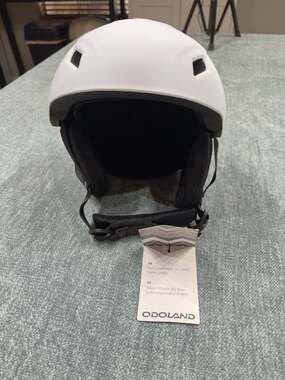 New with Tag Odoland Snow Sports Helmet White Size Small